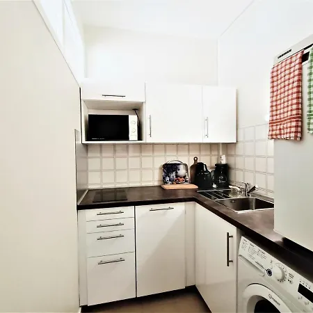 Apartment T2 Lumineux En Centre-ville Avec Parking, Animaux Acceptes - Fr-1-555-48 *